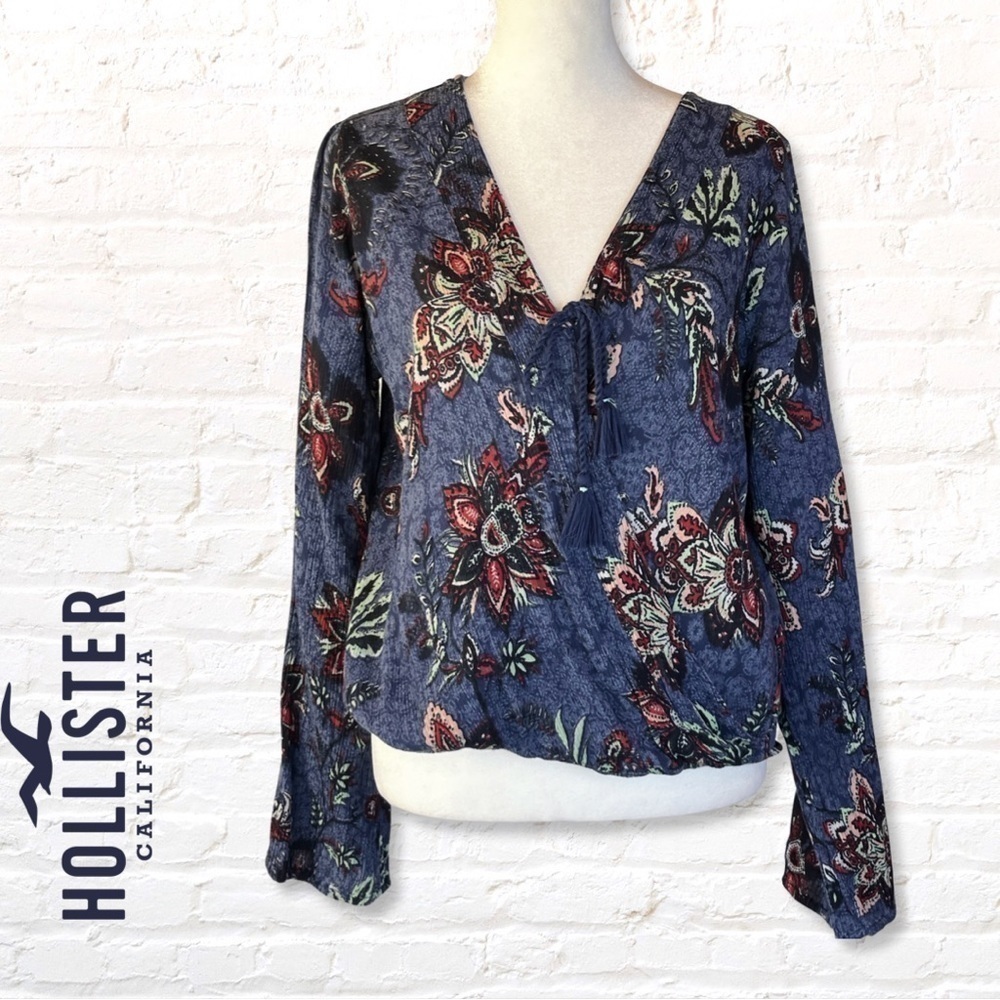 HOLLISTER Floral Boho Faux Wrap Tassel Peasant Blouse Size Small